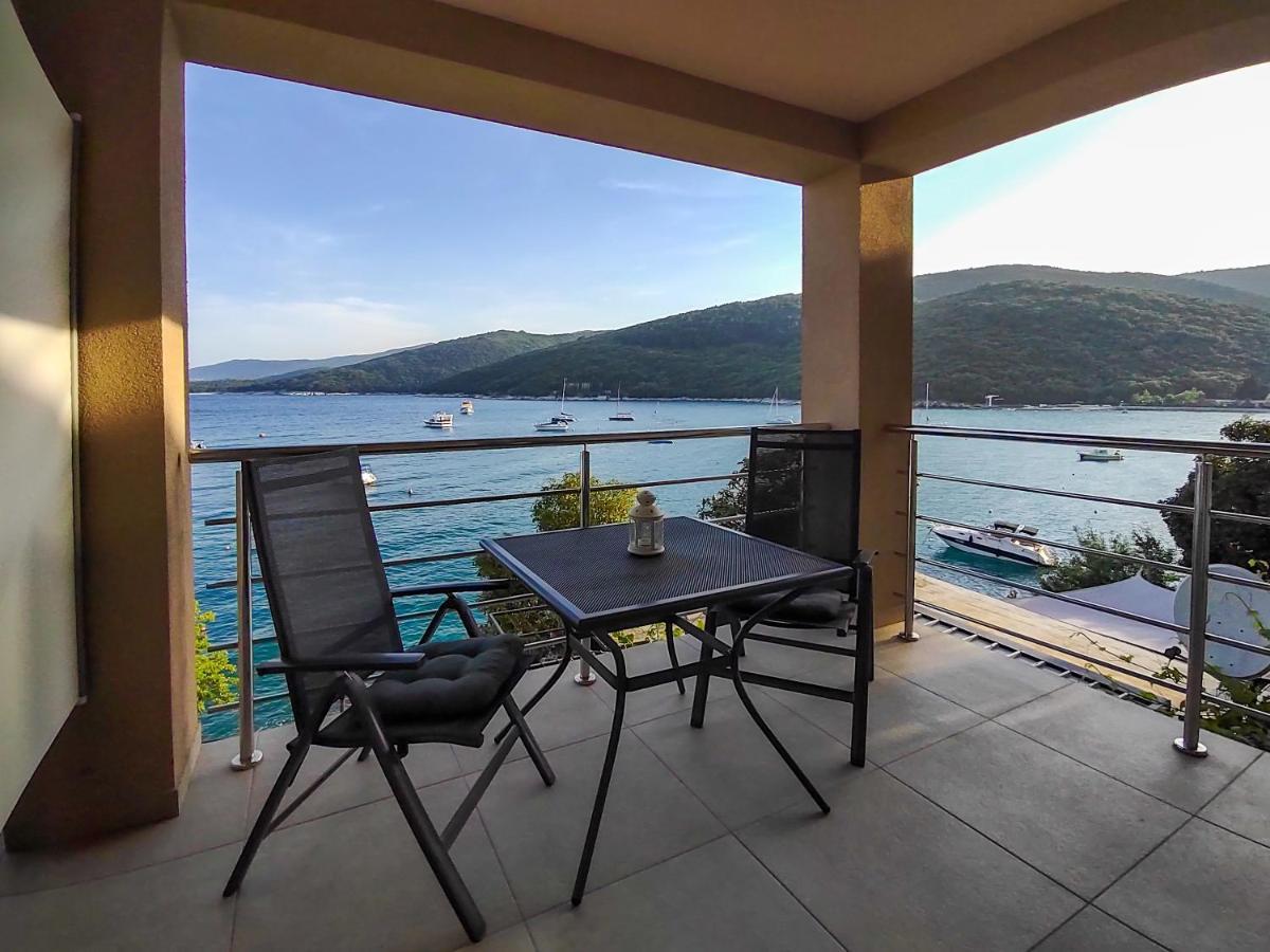 Studio Apartment Above Promenade W Terrace & Parking Rabac Exterior foto